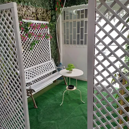 Paky S House Nápoly